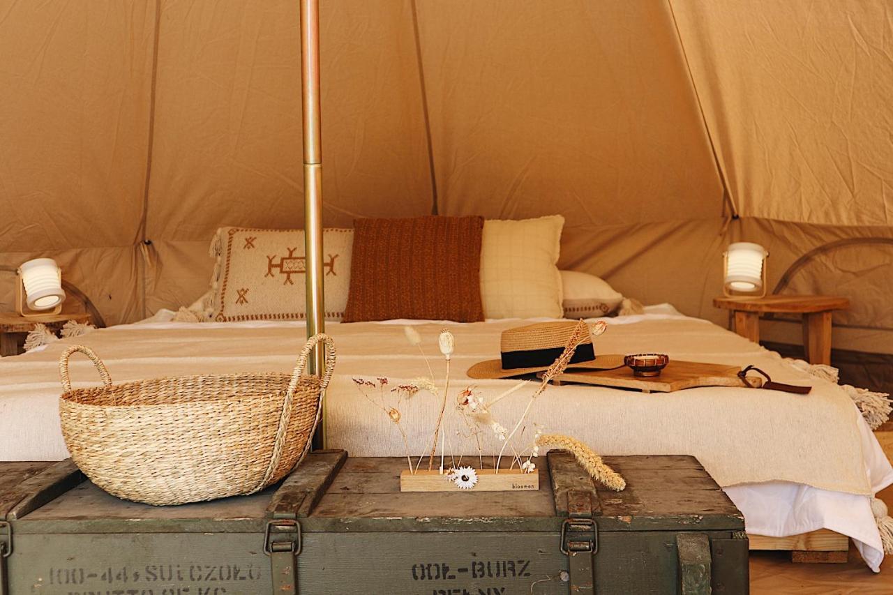 Luxury tent Bell Tent Parc Buten Jubbega-Schurega